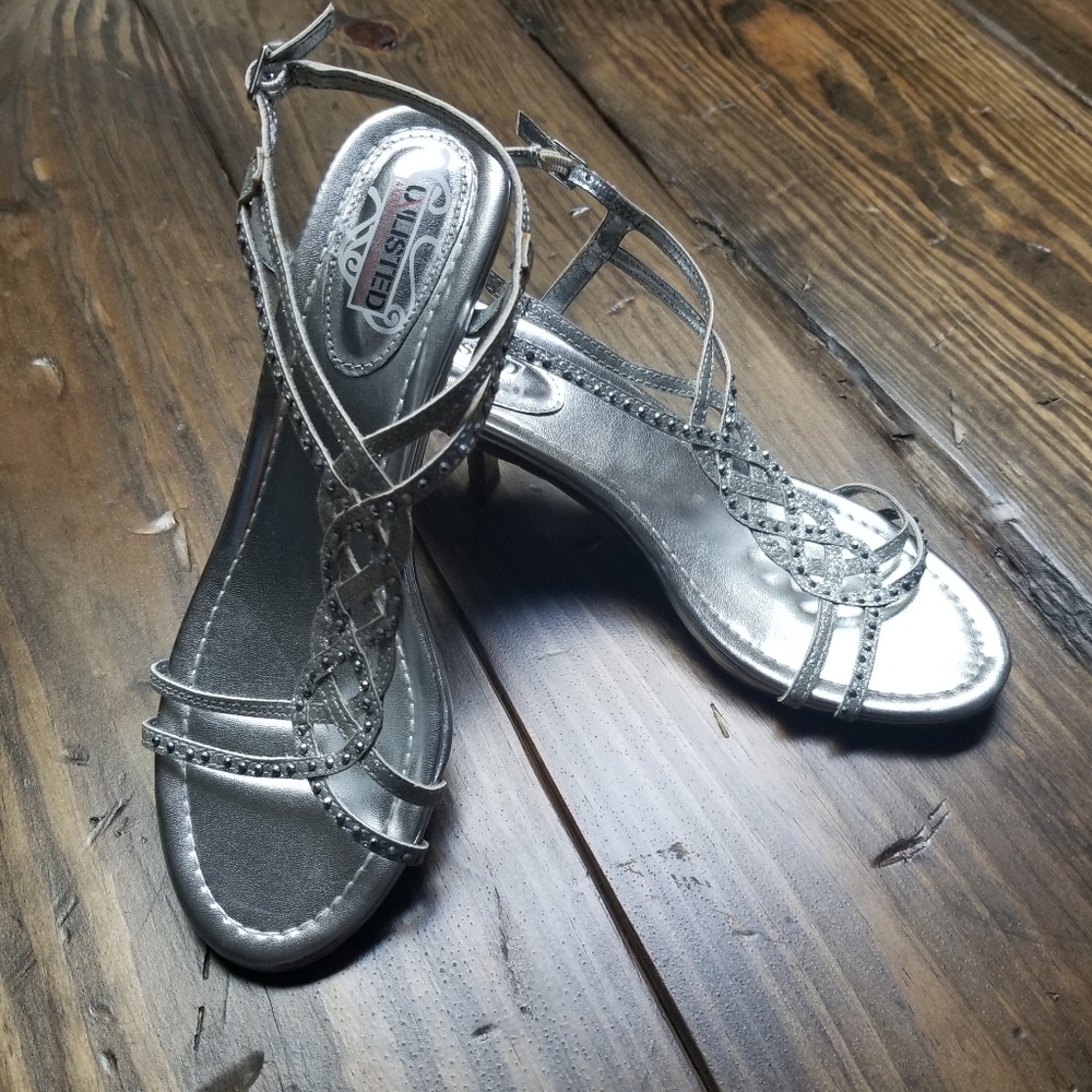 Women's 8.5M Dress Ankle Strap Heels Sandals Shoes